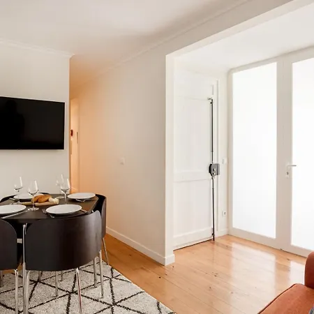 Alfama Cozy Hideaway | 2br *