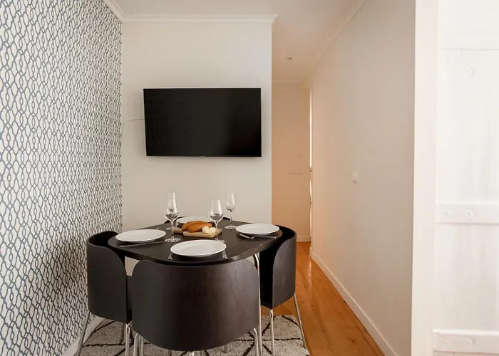 Apartament Alfama Cozy Hideaway I 2br *