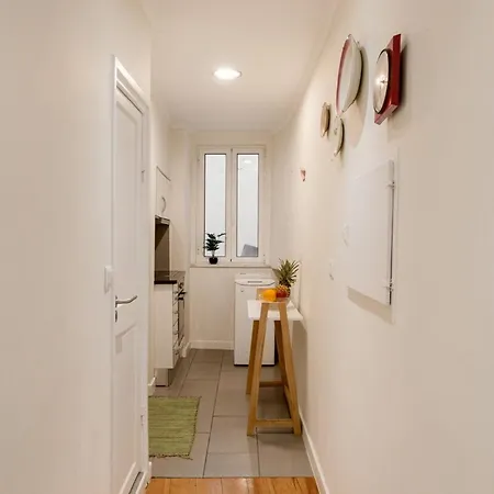 Alfama 2br | Walk To The Castle Лиссабон