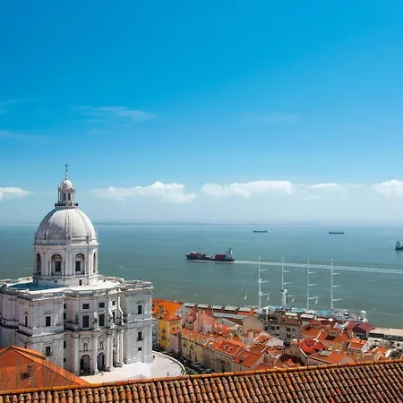 Alfama Cozy Hideaway | 2br Apartmán *